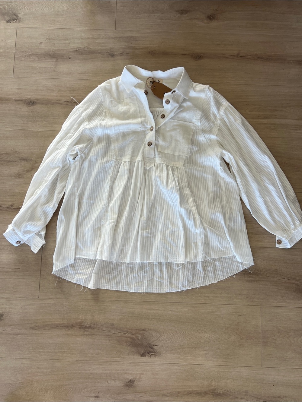 Listicle White Button-Placket Peasant TunicNWT